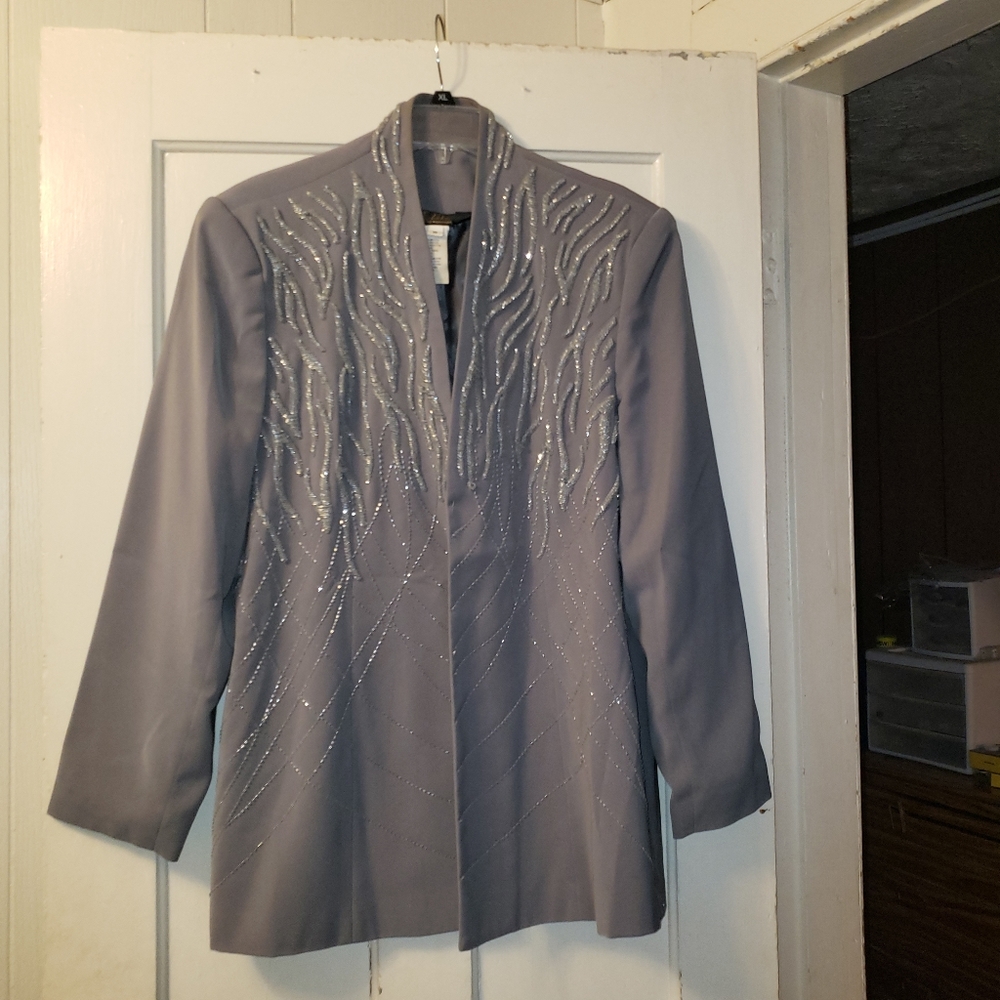 Elite Champagne 3 piece suit, plus size